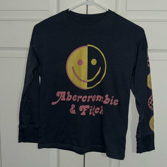 Girl’s Abercrombie Kids long sleeve tee - Size 9/10 - Picture 1 of 2